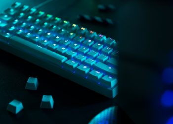 blue keyboard with lights high angle (1)